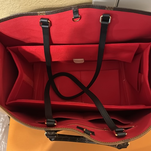 Louis Vuitton on the go GM - Picture 3 of 3